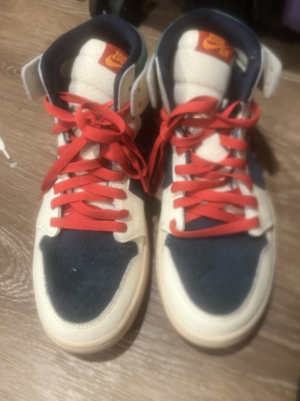 Nike Air Jordan 1 Zoom CMFT 2 SE "YW" | Size 8 like new colorful sneakers